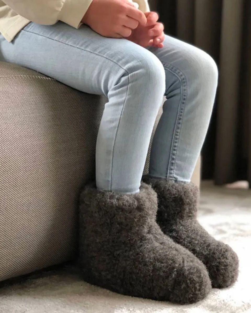 Ulltøfler (Høy Modell) - Mørk Brun